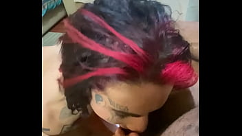 NEGAO MUSCULOSO FODENDO HARD A RUIVA TATUADA - Completo no red