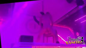 (Pamela S&aacute_nchez) Fantas&iacute_a porno en directo sexo en p&uacute_blico Mafiosos