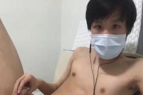 japanese Twink Masturbates Off In Live