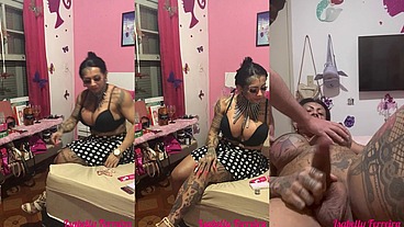 Isabelly Ferreira e seu Massagista