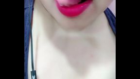 Suruchi Introducing herself &amp_ showing off her sexy cleavage &amp_ Big boobs