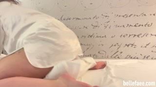 I GRIND AND SQUIRT ON PILLOW UNTIL I CUM MANY TIMES