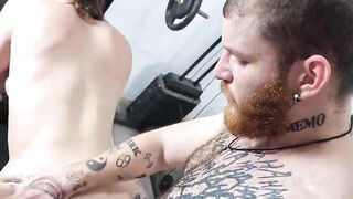 SUPER-FUCKING-HOT HOOKUP AT THE GYM