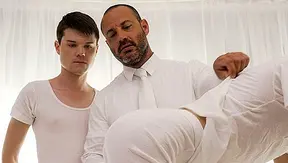 Double Trouble: Twink Gets Pounded Hard as Studs Switch Between Anal Oral – 18+