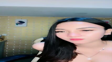 Pesona Cantiknya Miss AF Ebot Menggoda MangoLive