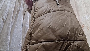 Farts in the public clothing store