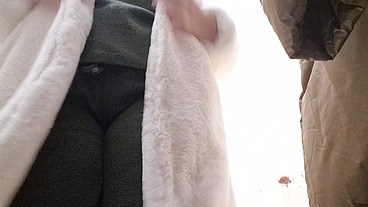 Farts in the public clothing store