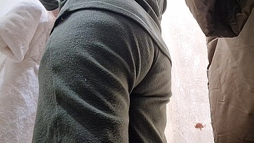 Farts in the public clothing store