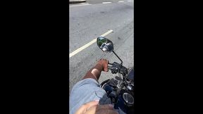 motoboy casado comeu o cuzinho da safada no mirante