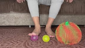 Bob crushes balls