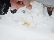 FTM Long Hot Piss in Snow