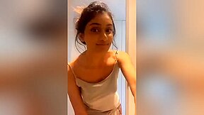 Incredible Sex Clip Vertical Video Hot Pretty One