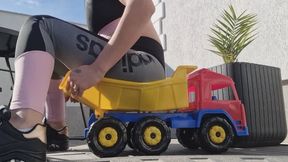 Toy Truck Fart Ride – Gym Outfit Back & Forth Wheel Bending Challenge.