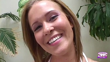 Nothing is more fun for the blonde than having a blowbang and getting multiple facials