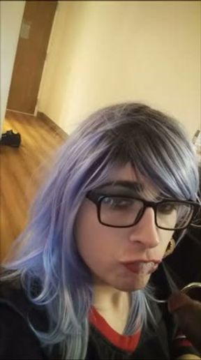 Crossdresser swallow bbc cum