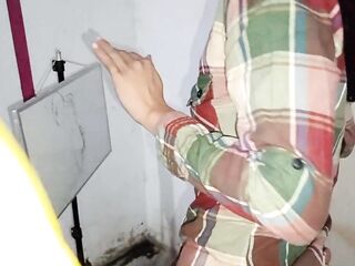 A painter had such a thick brush that this chab ended up impregnating me and spilling his milk on me.