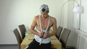East Boys - Muscle amateur really likes sex scene
