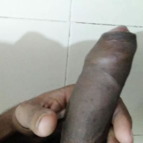 Indian has sex with aunty at Oyo hotel