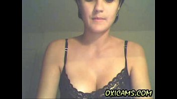 Hot babe on webcam amateur (35)