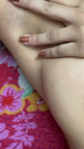 Desi Showing a Gaped Ass