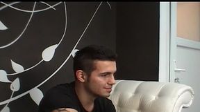 Johnny Bravooo Private Show