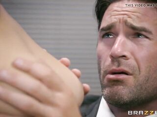 Brazzers - Valentina Nappi gets a hardcore office banging