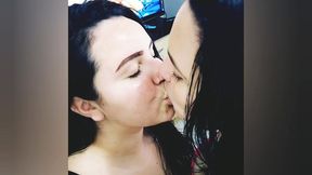 assistindo um porno com minha namorada