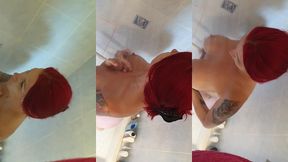 petit coucou en live sous ma douche ce matin. bisous les loulous