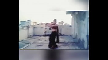 Indian girl sexy dance