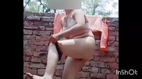 Bathroom MMS hot desi girl changing her clothes after bathing