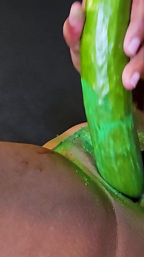 Sexy Big Booty Queen Nilmini Sheron Hot Body Paint  &amp; 2 Big Cucumber Play   Clip 1