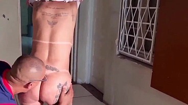 Levando pau na bunda grande