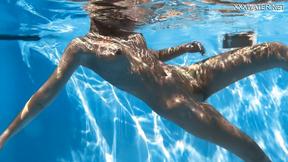 ”Latvian babe Eyla Moore is very  & precious”