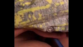 Caliente se m&aacute_sturba para mi