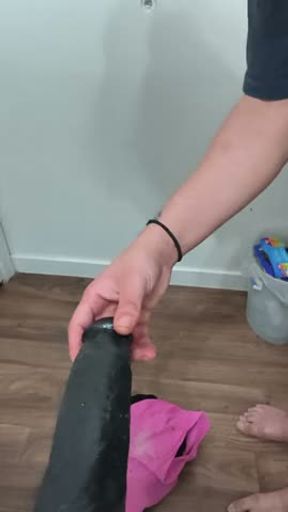 Solo dildoing