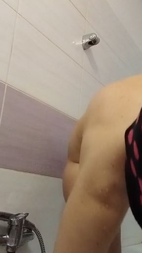 Sexy wife shaves her hair behind her legs. Brunette hairy pussy, big ass.   Clip 1