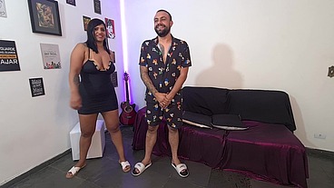 Fode Cast - Kel Aguiar a magrinha novinha que aguenta a rola sem dó até minha esposa pegou ela