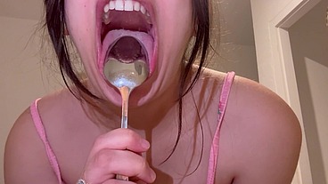 DIY Mouth Inspection Watch Me Open Wide Hold It for You