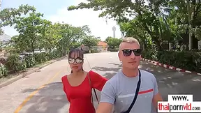Amateur Thai Teen 18+ Pouncing On A Big Cock
