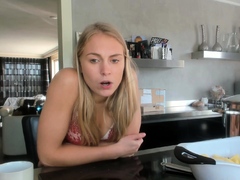 Webcam Small titted teen shows off