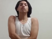 Me desvesti con ganas de hacer algo muy rico