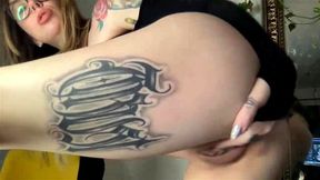 Nerdy Geek Girl Does Her First Porn Stream And Ends Up Becoming A Star