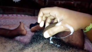 Mecs indiens, grosse bite baisée anale