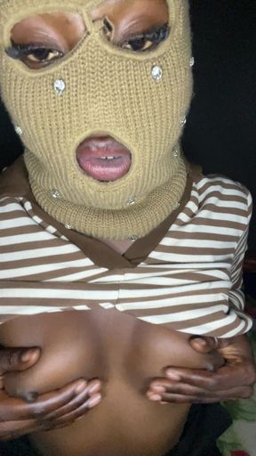 Velvet shadows and soft caresses