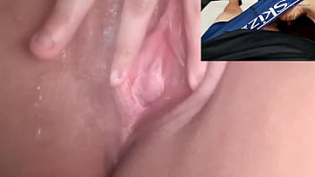 Me excitando com a novinha safada da minha ex batendo uma siririca gostosa que me fez gozar (Watch On: Sheer/RED)