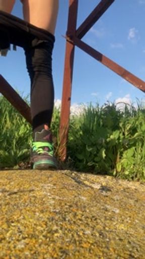 outdoor piss