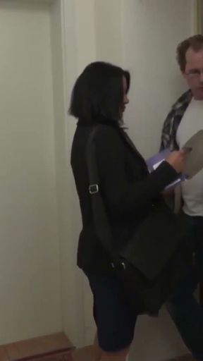 Nachbar fickt notgeile Milf   Clip 1