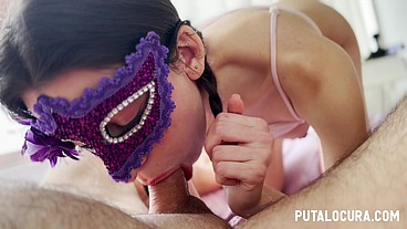 PutaLocura - Petite Octavia pierde la virginidad con Torbe