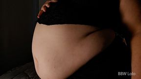 BBW Lolo - Chocolate Eating Bimbo Inflation - MP4