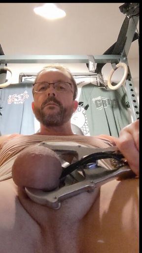 Elastrator Play.